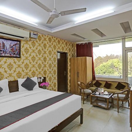 Hotel O Shivam Guest House New Delhi Exterior photo